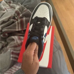 COPY - Nike Dunks Boys Size 6.5 BRAND NEW